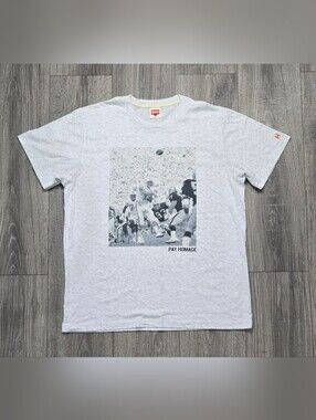 Homage Dan Marino Miami Dolphins Pay Homage NFL Football Graphic Tee Gray Large.